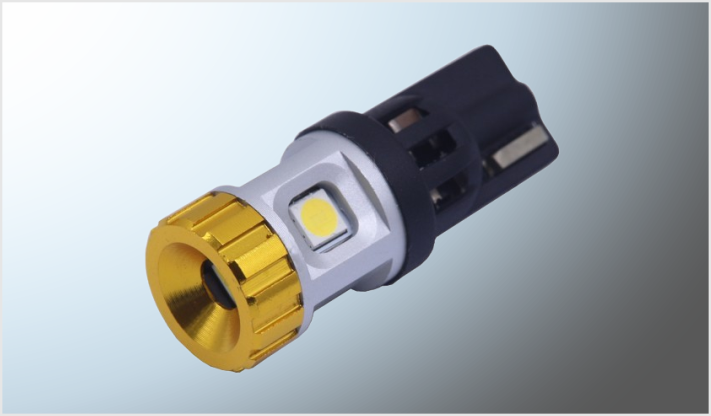 FOCO LED 158 PELLIZCO 5 LEDS "PROJECK" CLARO SIN POLARIDAD CUERPO ARO DORADO 12- 24 Volts CANBUS CHINA /