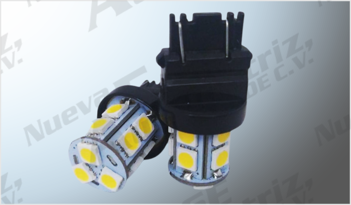 FOCO 3157 "PROJECK" TIPO MAZORCA 13 SMD CLAROS (5050) CHINA /50