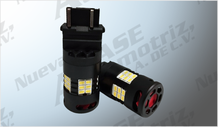 FOCO 3157 "PROJECK" 30 CLAROS (3020) S/POLARIDAD CANBUS C/VENTILADOR 12-24 Volts CHINA /50