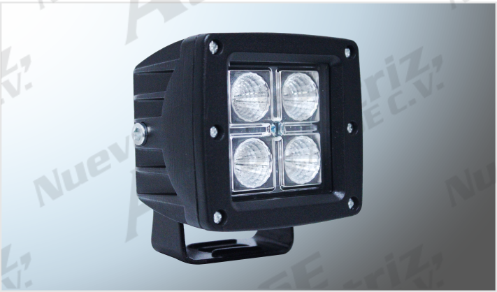 FARO 4 LEDS CLAROS CUADRADO DE CUBO (6.5 x 6.5 cms) 12-36V CHINA/50