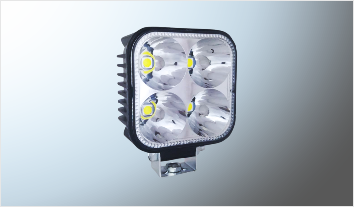 FARO MINI CUADRADO (7 cms) P/MOTOCICLETA 4 LEDS CLAROS FIJO- ESTROBO 12 Volts 20 Watts 2000 Lm /50