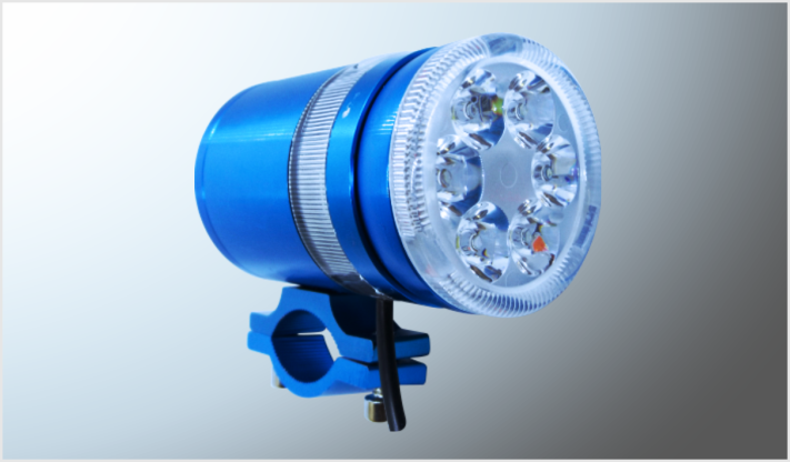 FARO 6 HYPERLEDS C/LUPA 7 Watts 9-85 Volts RED.(6 cms) MULTIFUNC. AZUL P/MOTO CLARO C/ESTROBO AZUL-ROJO BOCINA MP3 /