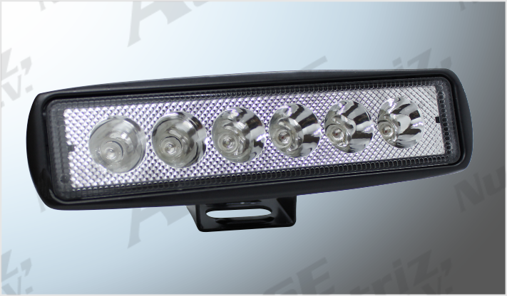 FARO 6 HYPERLEDS 18 WATTS RECTANGULAR cms) 12-80 Volts CON ESTROBO ROJO-AZUL 6000K 1800 Lm CH/25