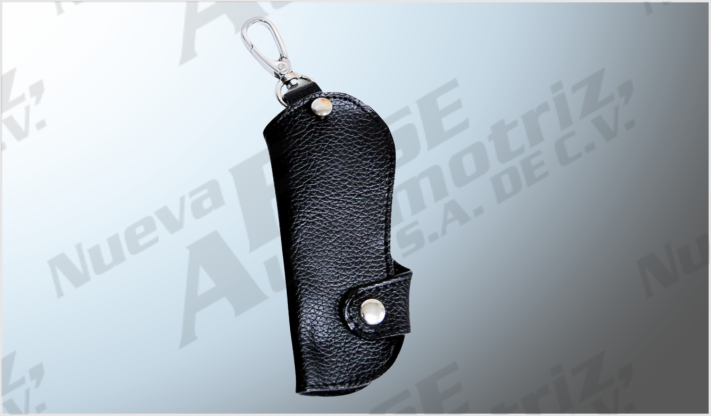 ESTUCHE PORTALLAVES DE PIEL CHICO NEGRO CHINA /