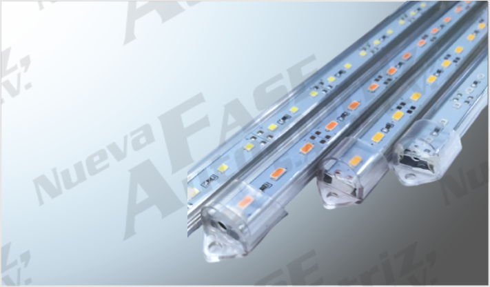 LUZ RECTA 25 cms 15 (5730) AZULES BASE ALUMINIO C/ESTROBO CHINA/200