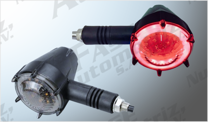 LUZ DIRECCIONAL P/MOTOCICLETA HUMO 15 AMBAR (6 cms) C/OJO DE ANGEL ROJO 12 Volts CHINA /250