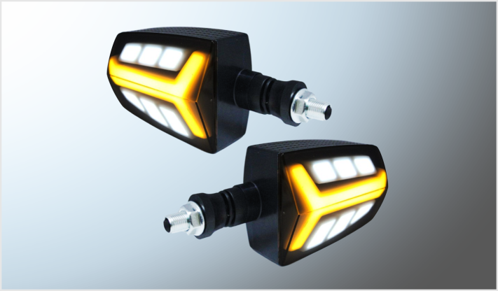 LUZ DIRECCIONAL P/MOTOCICLETA HUMO CLARO-AMBAR (12 x 6 cms) FIBRA DE CARBONO 12 Volts CHI/250