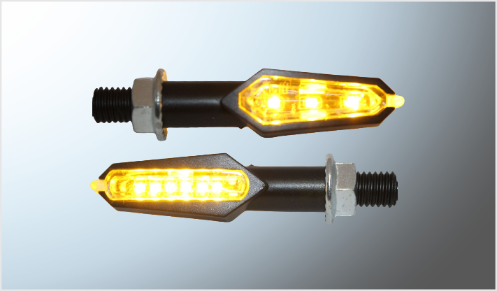LUZ DIRECCIONAL P/MOTOCICLETA 9 LEDS AMBAR 2 CARAS (6 cms) CHINA /250