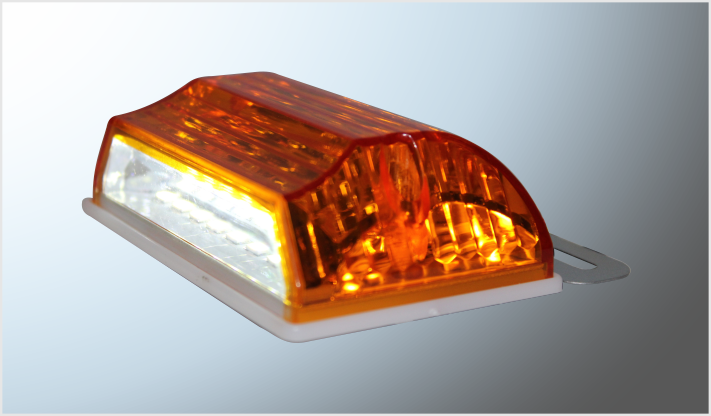 PLAFON LATERAL RECT. (10.2x6.5 cms) 25 HYPERLEDS AMBAR + 8 LEDS CLAROS 24 Volts BASE METALICA CHINA/